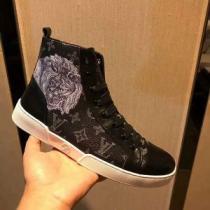 最近人気一番！2色選択可 ルイ ヴィトン LOUIS VUITTON 2026年秋冬入荷 ハイトップシューズ