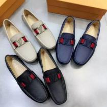 高級感が漂う  ルイ ヴィトン LOUIS VUITTON スリップオン  3色選択可 2026秋冬の定番新品到来!