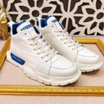 2026最高ランキング  プラダ PRADA  保温力に優れた ハイトップシューズ  2色選択可国内完売