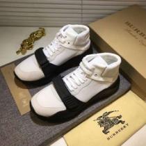 流行の注目ブランド 大人気ブランド BURBERRY バーバリー 人気急上昇中 ハイトップシューズ