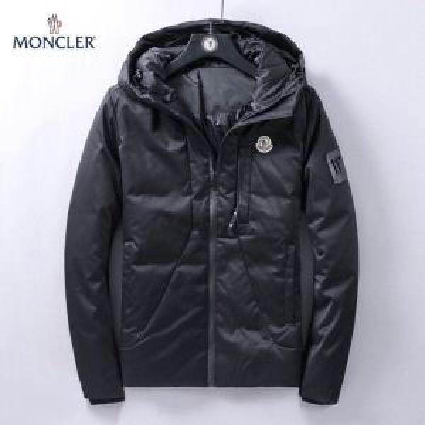 超人気美品 MONCLER モンクレール 流行っている ダウンジャケット2026年秋冬シーズン