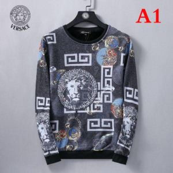 今季爆発的な人気 VERSACE ヴェルサーチ 秋の定番 多色可選 2026秋冬の定番新品到来!