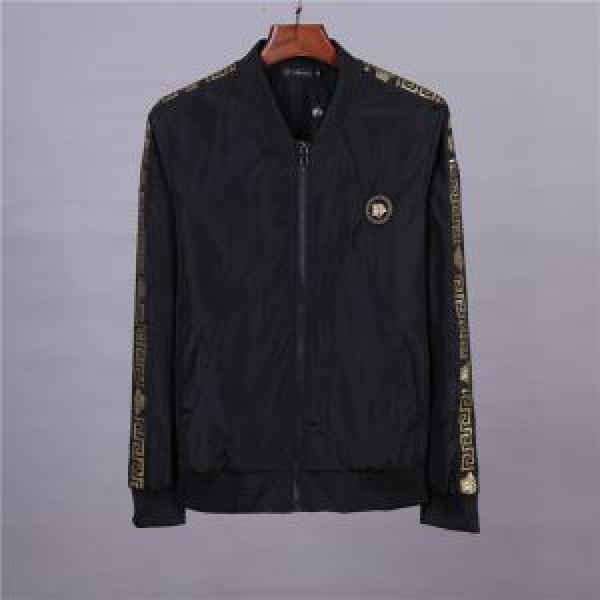 ブルゾン 秋季超人気アイテム 目前の注目ブランド VERSACE ヴェルサーチ 超定番人気