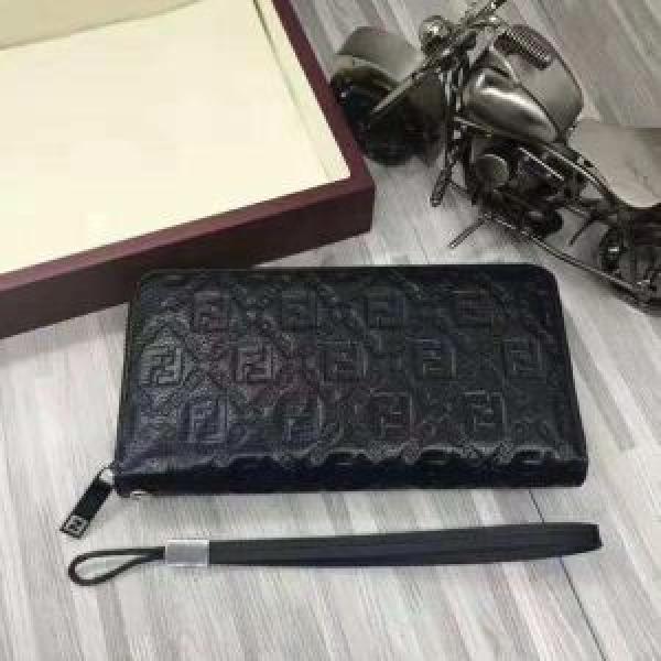 モードな逸品 FENDI人気のファッションアイテム フェンディ 長財布 18新品*最安値保証.506.