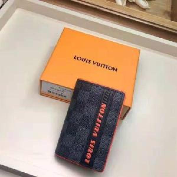 秋季超人気アイテム LOUIS VUITTON 2026新品入荷 ルイ ヴィトン 二つ折り財布再入荷！.153.