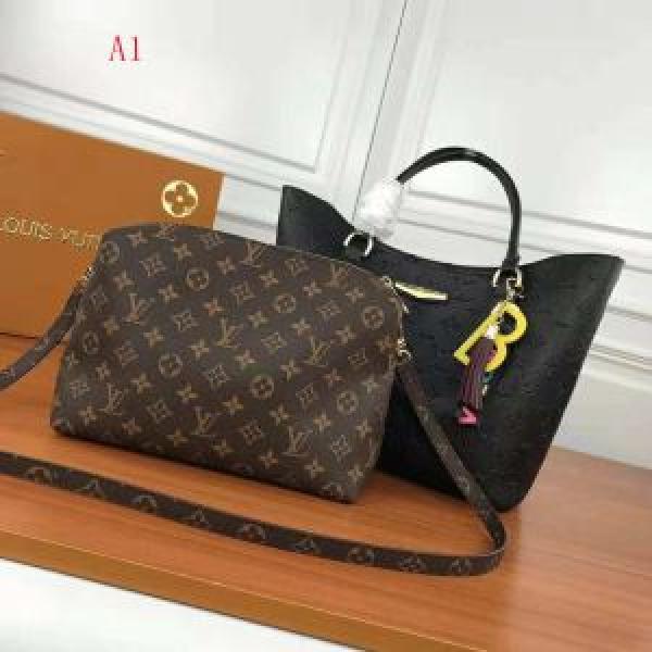 4色可選 2026年秋冬入荷 人目を引く存在感 最終数量限り！LOUIS VUITTON ルイ ヴィトン ハンドバッグ.49..49..49..49..49..49..49..49..49..49..49..49.