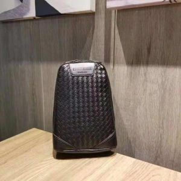 大人っぽく知的な ボッテガ ブランド BOTTEGA VENETA 今季大人気新作登場 ウエストポーチ 希少価値大.61.