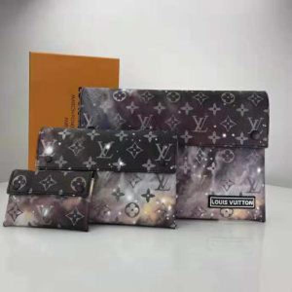 軽量で薄手の ルイ ヴィトン LOUIS VUITTON 最終数量限り ポーチ 今季大人気新作登場.45.