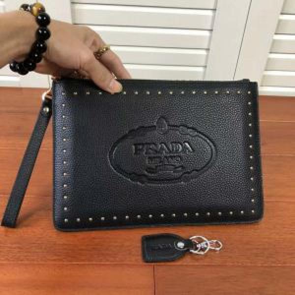 超目玉新作 2026【SALE！】 プラダ PRADA 現代的な印象 ポーチこれは欲しい.57.