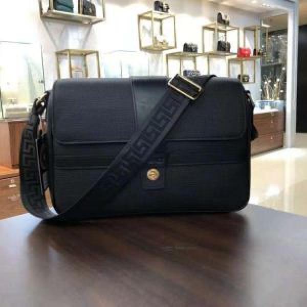 美品*入手困難 ヴェルサーチ2026新品入荷 VERSACE 流行の注目ブランド再入荷！.82.