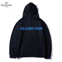 有名人同じアイテム バレンシアガ BALENCIAGA 2026秋冬の定番新品到来!2色選択可 パーカー お買い得