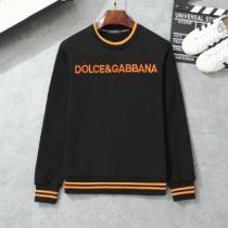秋冬トレンド 2026新品入荷 プルオーバーパーカー ドルチェ＆ガッバーナ Dolce&Gabbana