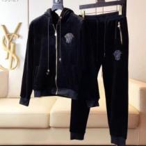 上下セット VERSACE ヴェルサーチ 秋冬超人気の最新作 格好良いアイテム 超激安価格