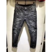 最先端ファション超激安価格 ジーパン パンツ DSQUARED2 ディースクエアード2026新品入荷