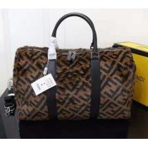 フェンディ FENDI 2026秋冬の定番新品到来! キャリーバッグ  大胆なデザイン.150.