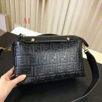 ショルダーバッグ  フェンディ FENDI 大人っぽい 3色可選 超定番人気.150.