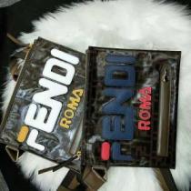 上品キレイフェンディ FENDI ショルダーバッグ 18ＳＳ美品 2色可選 高品質な.150.