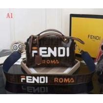 2色可選 軽量で薄手の フェンディ再入荷！ FENDI ショルダーバッグ 絶妙な新商品.150.