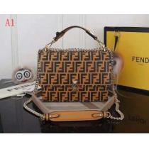 秋季超人気アイテム フェンディ FENDI 最終数量限り！ ハンドバッグ 4色可選 希少価値大.150.