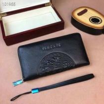 ファッション度アップ 長財布 VERSACE 2026新品入荷 ヴェルサ...