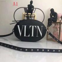 VALENTINO ヴァレンティノ ショルダーバッグ 4色可選 2026秋冬の定番新品到来! 秋冬トレンド.53.