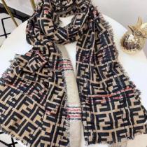 FENDI 2026年秋冬入荷 ロングマフラー 定番品質保証 フェンディ 長く使える！