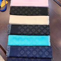 ルイ ヴィトン超お買い得  LOUIS VUITTON ロングマフラー 多色可選 2026新品入荷