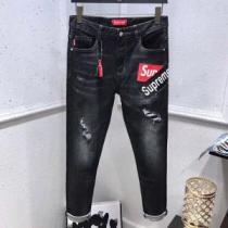 流行の注目ブランド 期間限定セール ファッションの最先端！ SUPREME シュプリーム デニムパンツ