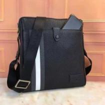 ファッション度アップ バリー 2026新品入荷  BALLY 超激安価格 ショルダーバッグ.63.