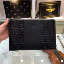 2026新品入荷 フェンディ格好良いアイテム  FENDI 在庫を確保 ポーチ 良好品.487.