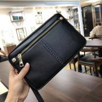 18ＳＳ美品 ヴェルサーチ目前の注目ブランド VERSACE ポーチ 長く使える！.82.