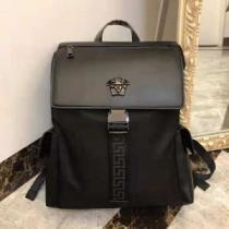 高品質な リュック、バックパック ヴェルサーチ 話題の新作到着！VERSACE 2026年秋冬シーズン.82.