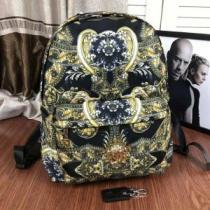ファッショニスタ愛用リュック、バックパック  ヴェルサーチ長く使える！ VERSACE 2026年秋冬入荷.82.