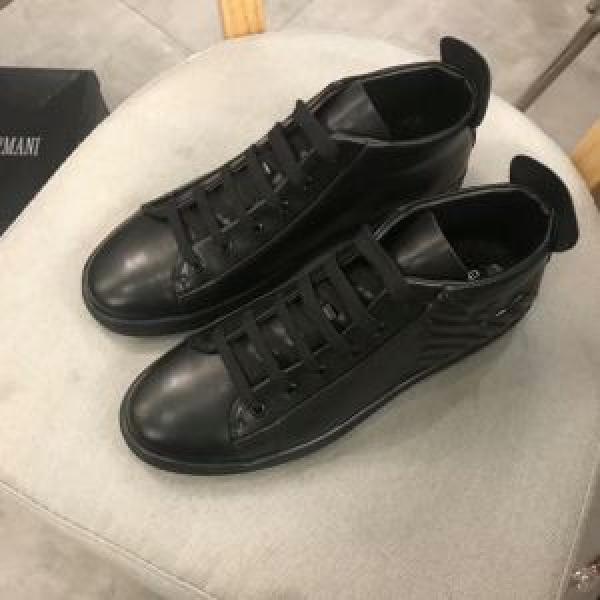 お手頃価格で人気商品 アルマーニ 今年っぽいトレンド商品 ARMANI ハイトップシューズ カジュアル派向け