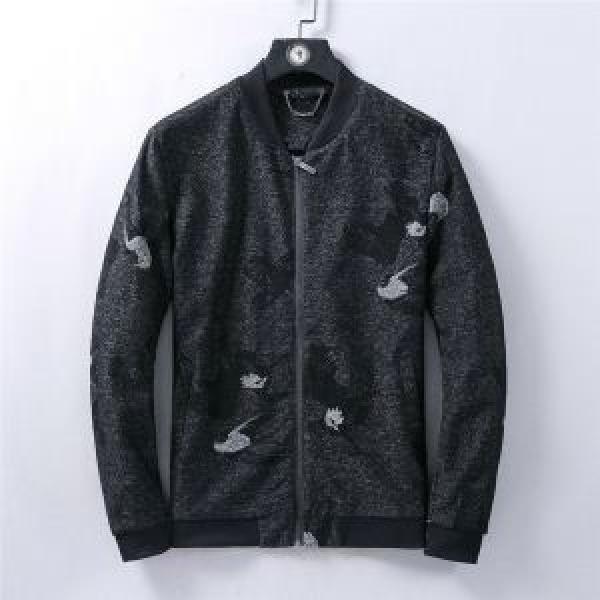 アルマーニ ARMANI ブルゾン 今年っぽいトレンド商品 セレブ愛されたモデル