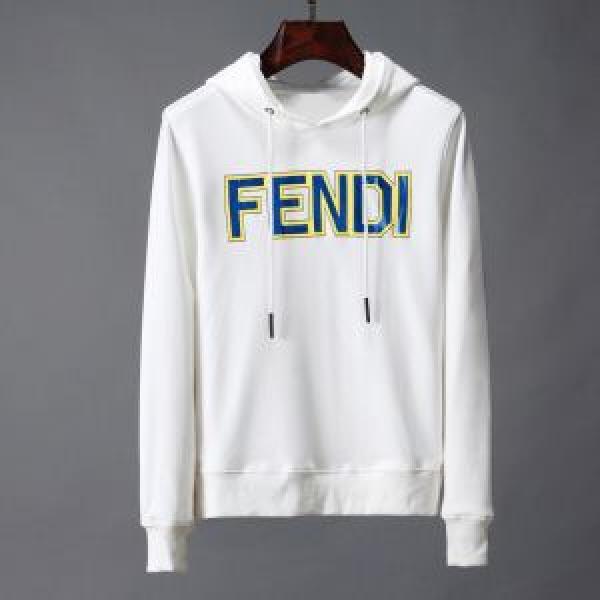 売り切れ続出！激安限定 超人気モデル フェンディ FENDI 秋の定番 2色可選
