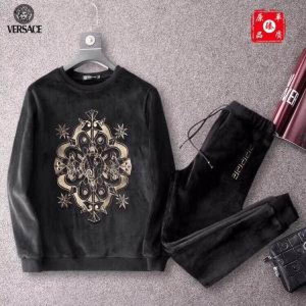 上下セット ヴェルサーチ VERSACE 世界中で注目!! お早めに!! 今、大人のお洒落に