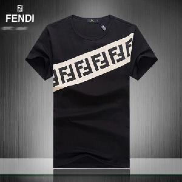 3色可選 季節感をプラス人気商品 夏の王道　適度な上品さ FENDI フェンディ 半袖Tシャツ