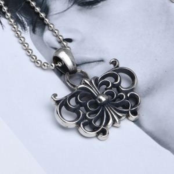 クロムハーツ オシャレな印象に CHROME HEARTS 夏の大人カジュアルスタイルペンダントトップ  風通しの良いフレア