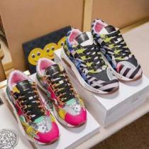 毎年大人気！2026 ランニングシューズ  2色可選 ヴェルサーチVERSACE なぜか大人気！ 高品質