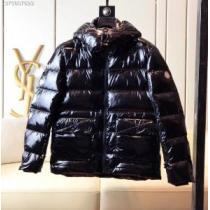 SALE年末年始限定 MONCLER モンクレール ダウンジャケット新作コレクションが登場