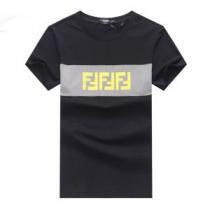 この夏は注目新作 今季のトレンド人気新作 FENDI フェンディ 半袖Tシャツ 3色可選