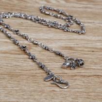 上品な印象に格上げ ネックレス クロムハーツ CHROME HEARTS 季節をまたい新作アイテム