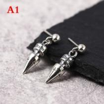 旬の気分を絶妙に ピアス 多色可選 大人のカジュアルスタイル クロムハーツ CHROME HEARTS  春夏らしい華やか
