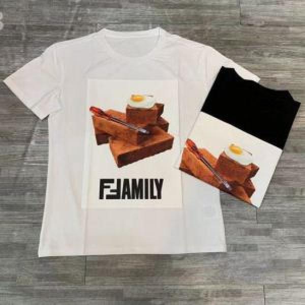 2色可選 半袖Tシャツ リラックススタイルが実現 ドレスアップ効果も抜群 FENDI フェンディ