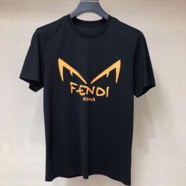 大人っぽく仕上げ 優しげ人気アイテム 抜け感スゴイ FENDI フェンディ半袖Tシャツ 2色可選