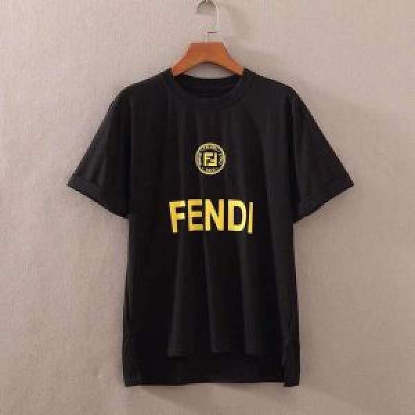 2026年春夏のトレンドアイテム 春夏の流行りトップス FENDI フェンディ半袖Tシャツ 2色可選