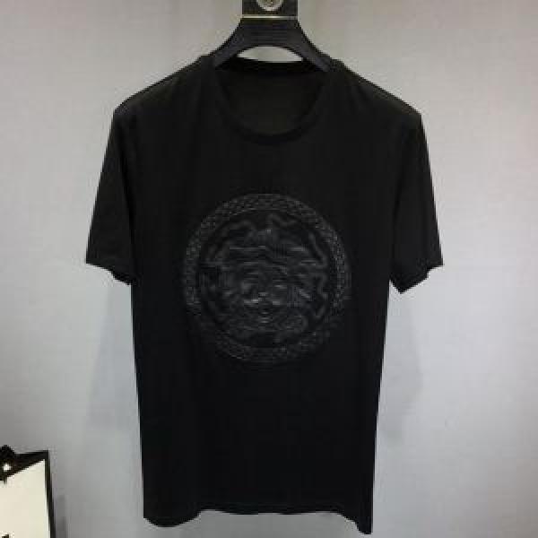 半袖Tシャツ 夏のフレッシュな気分に 甘過ぎず大人な印象に VERSACE ヴェルサーチ