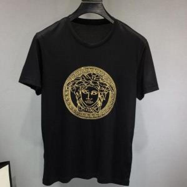 VERSACE ヴェルサーチ 半袖Tシャツ 2色可選 春夏に役立つカジュアル 軽やかな素材感