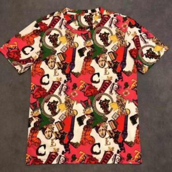 2025年の春夏に着たい VERSACE ヴェルサーチ 半袖Tシャツ 大人の余裕が漂う 爽やかな色合い
